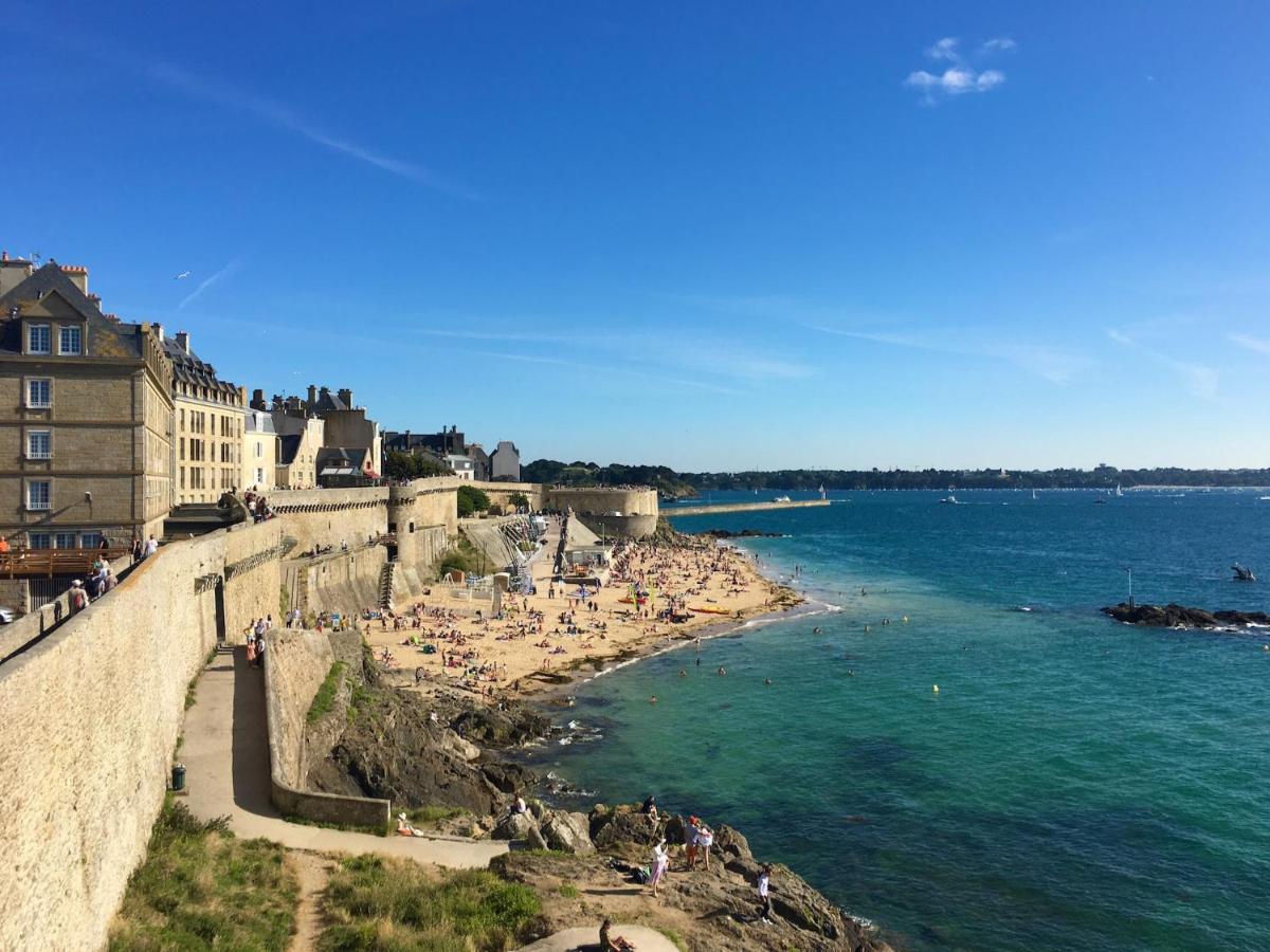 Le Gite De Mireloup Plerguer Exterior photo